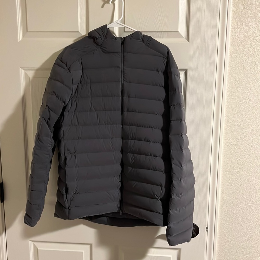 Lululemon puffer jacket